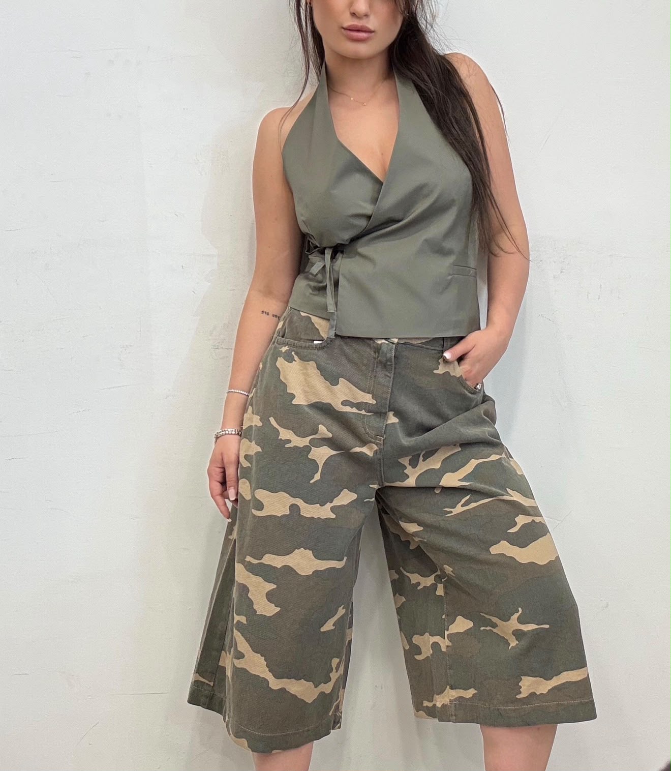 Bermuda Camouflage Wide Leg